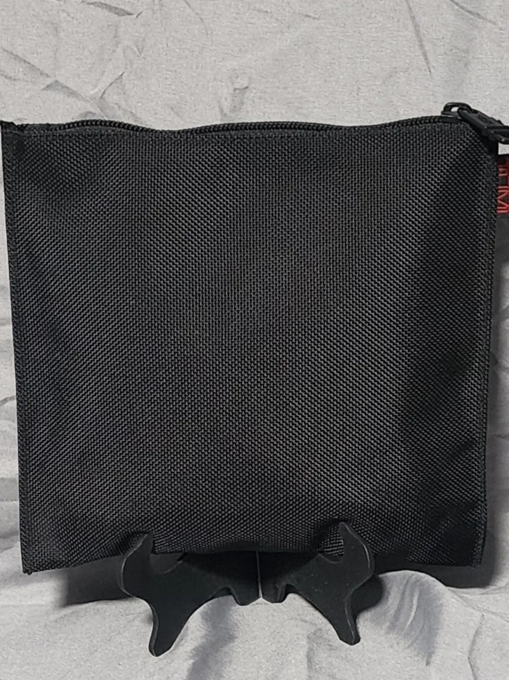 NWOT Tumi Black Nylon Zip Around Travel Pouch Cosmetic Bag Hygiene Bag Storage